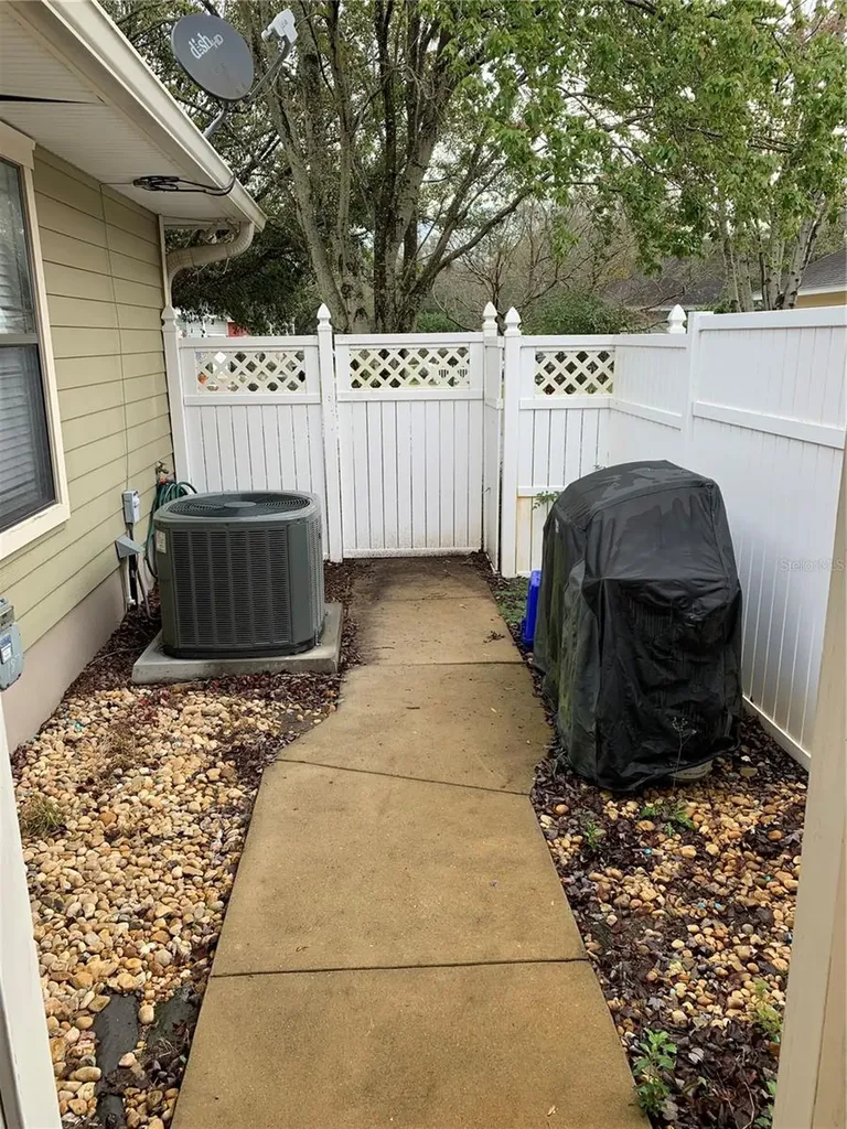 187 SW 129th Terrace Newberry FL 32669