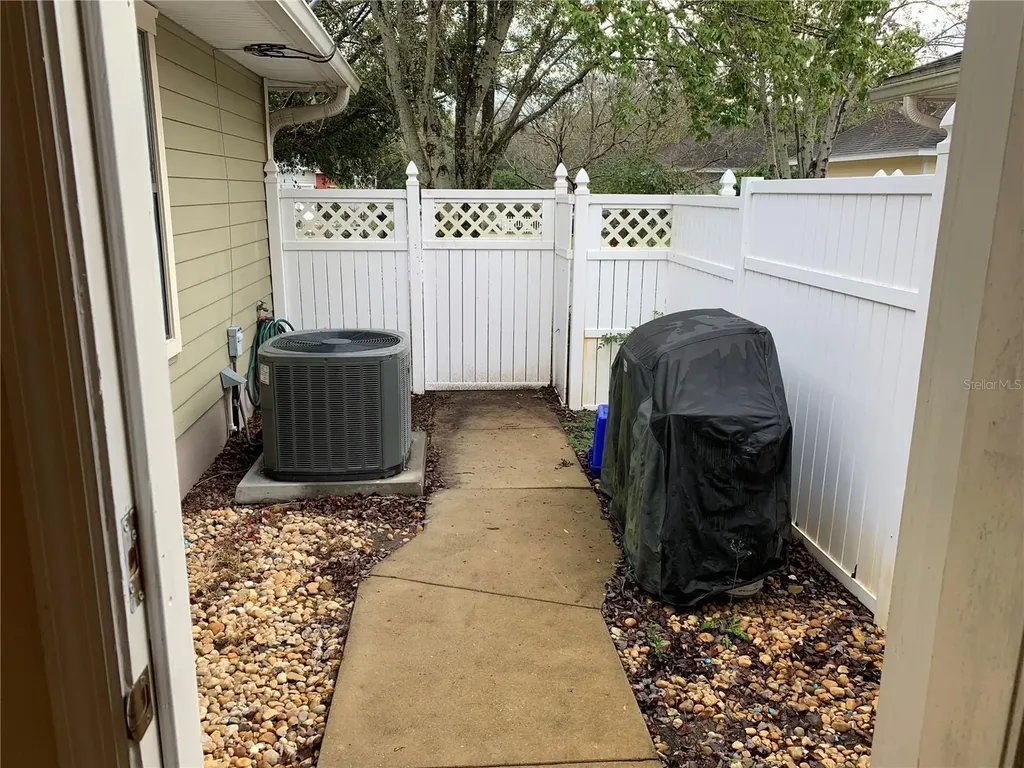 187 SW 129th Terrace Newberry FL 32669