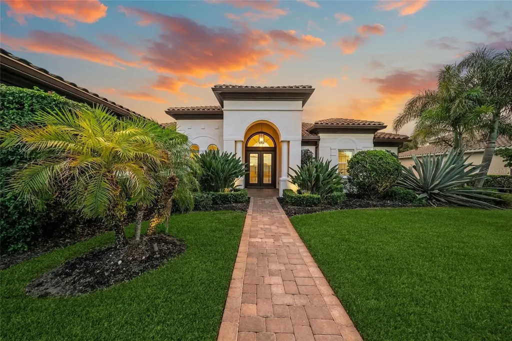 507 167th Boulevard E Bradenton FL 34212