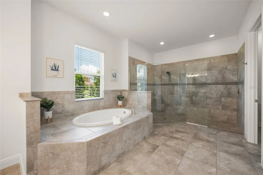 507 167th Boulevard E Bradenton FL 34212