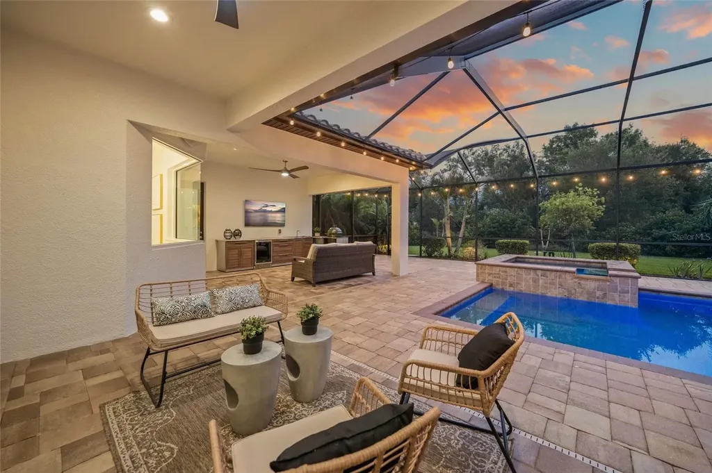 507 167th Boulevard E Bradenton FL 34212