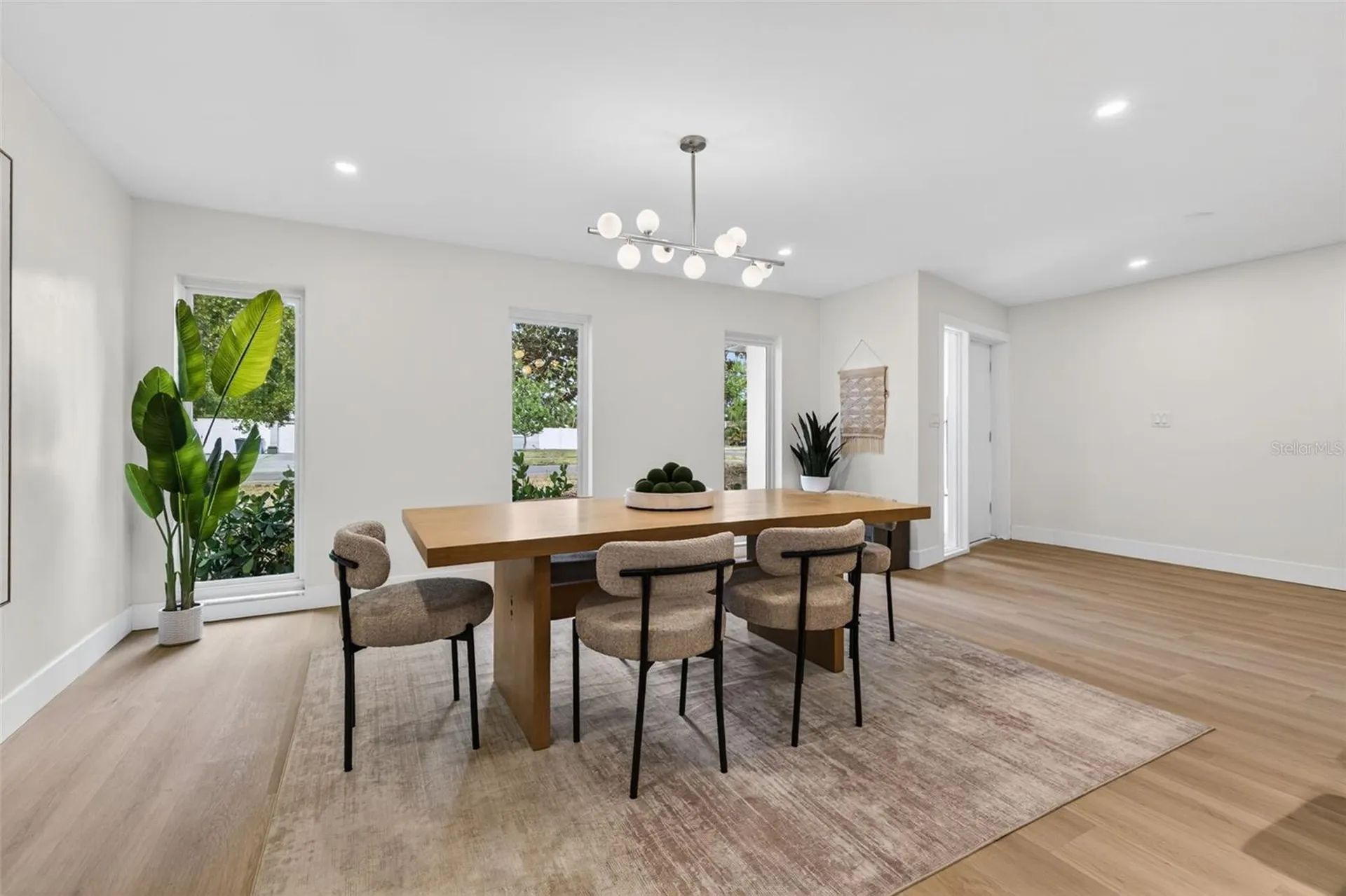 6649 Pinellas Point Drive S St Petersburg FL 33712