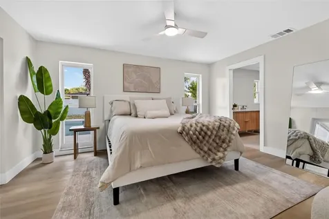 6649 Pinellas Point Drive S St Petersburg FL 33712