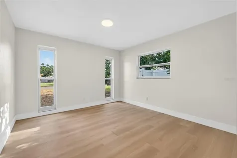 6649 Pinellas Point Drive S St Petersburg FL 33712