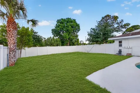 6649 Pinellas Point Drive S St Petersburg FL 33712