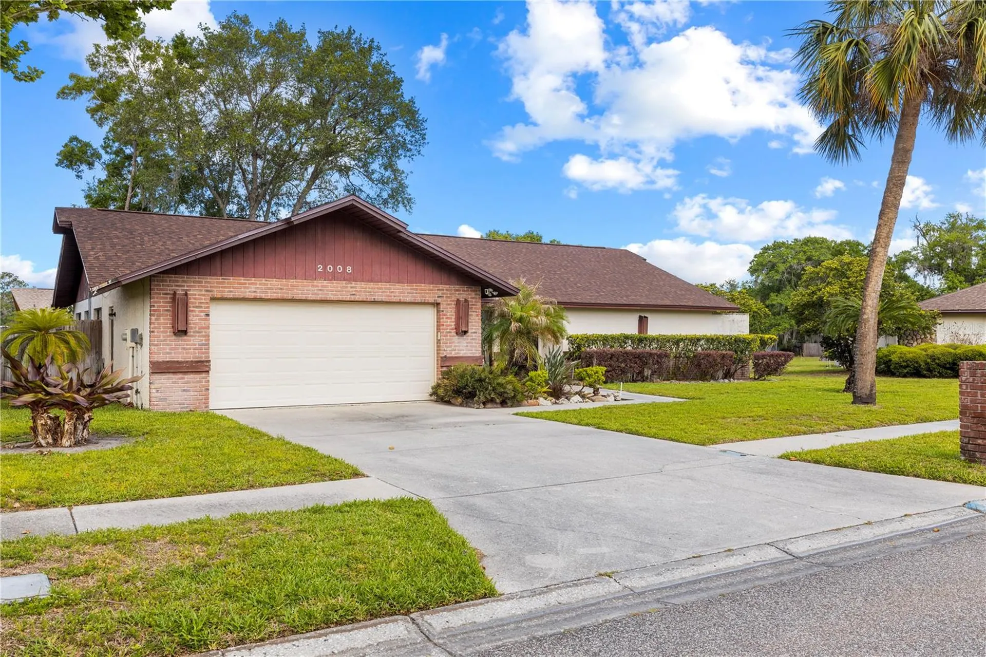 2008 Sycamore Lane Plant City FL 33563