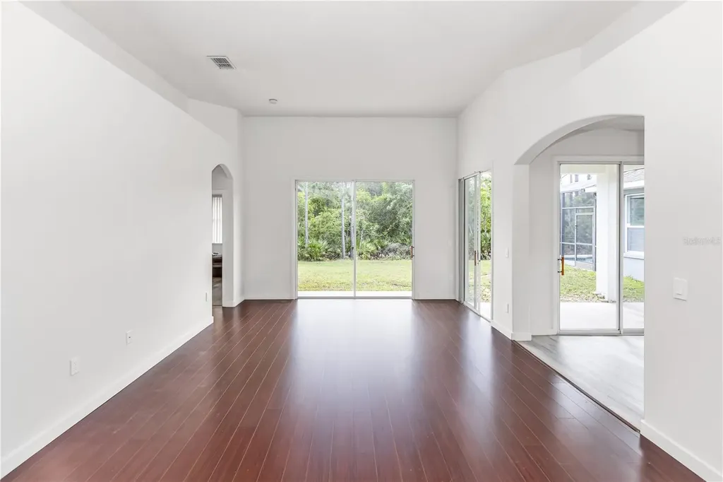 1016 Lake Biscayne Way Orlando FL 32824