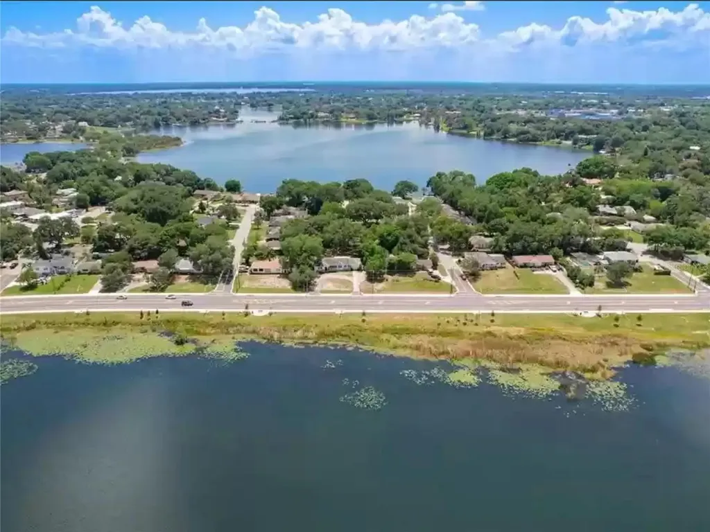 955 6th Street SE Winter Haven FL 33880