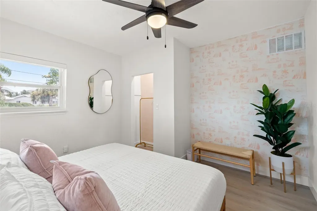 3755 Beach Drive SE St Petersburg FL 33705