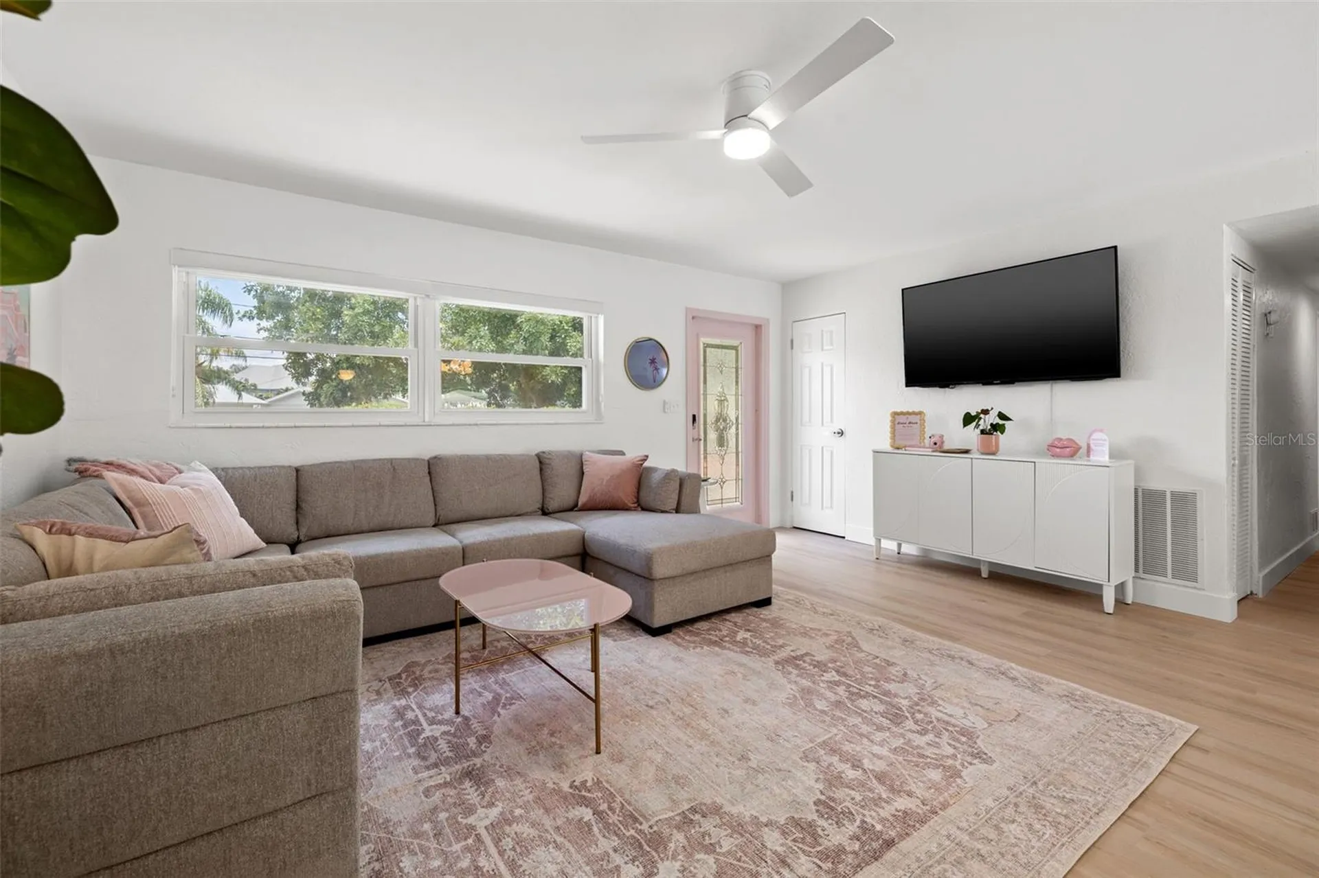 3755 Beach Drive SE St Petersburg FL 33705