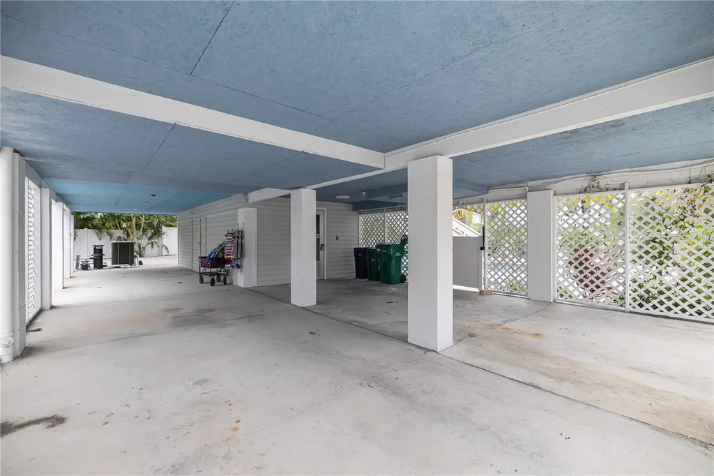 228 Gladiolus Street Anna Maria FL 34216