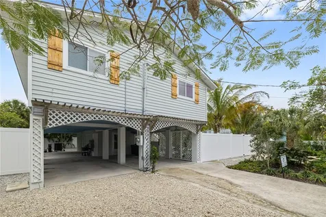 228 Gladiolus Street Anna Maria FL 34216