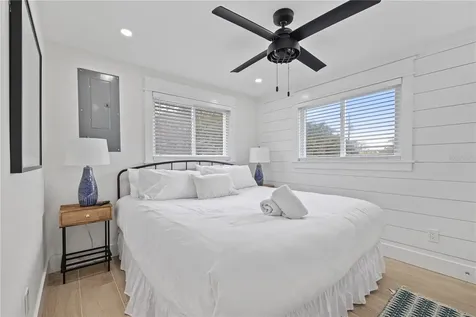 228 Gladiolus Street Anna Maria FL 34216