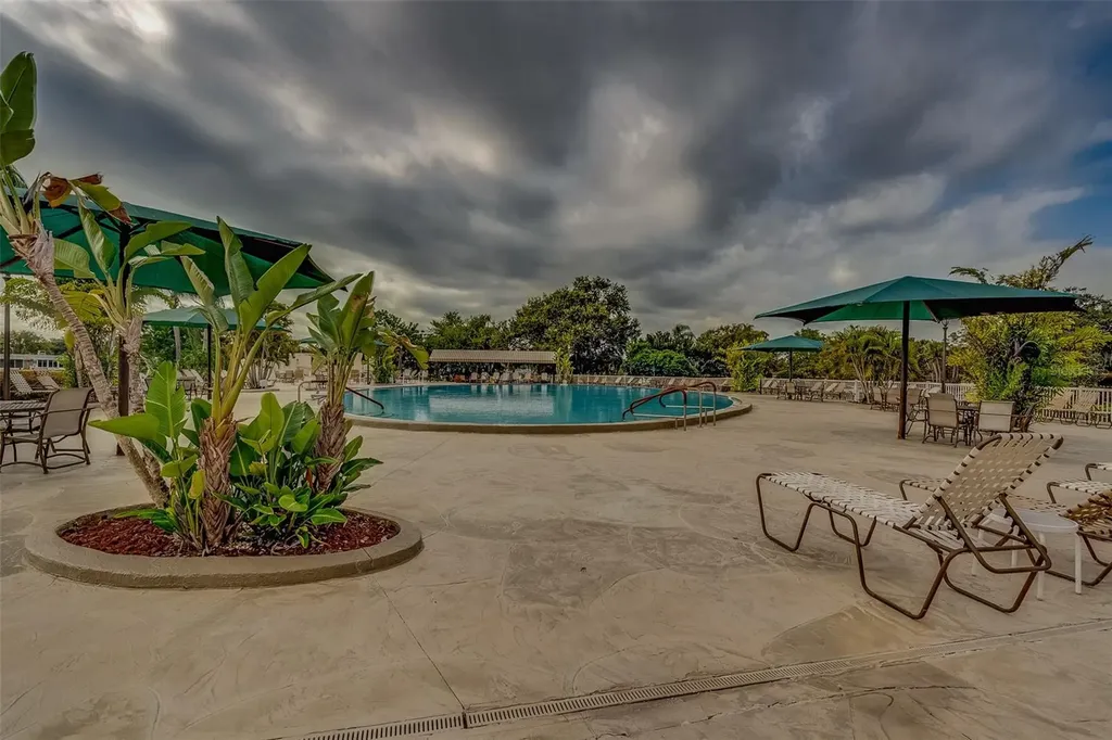 2441 New Haven Circle Sun City Center FL 33573