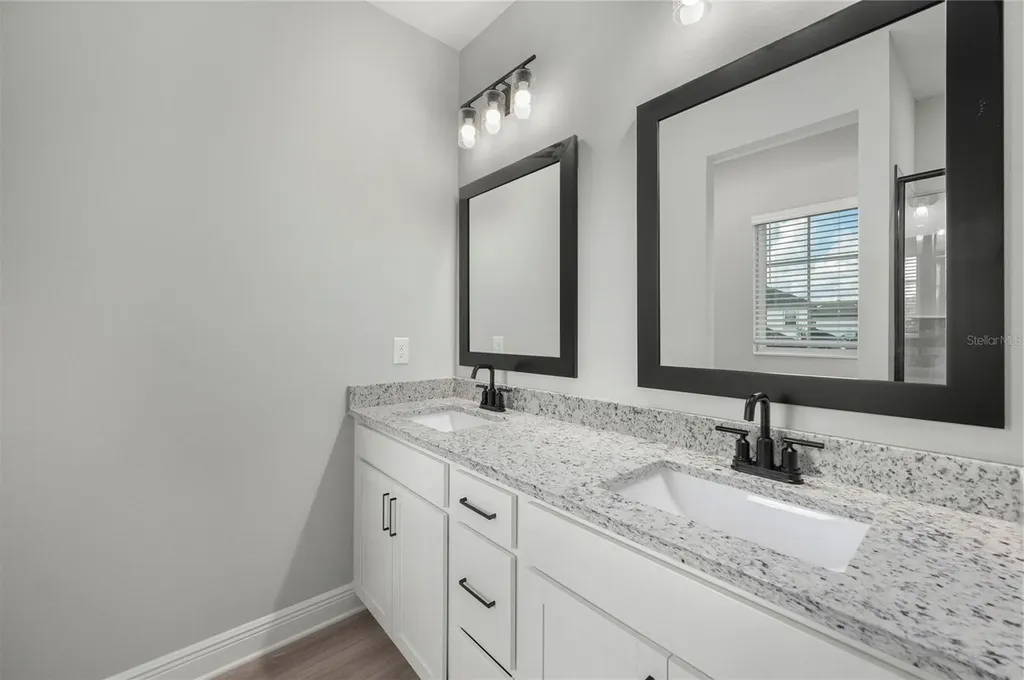 7883 Somersworth Drive Kissimmee FL 34747