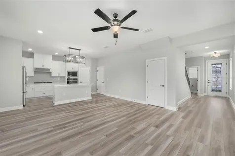 7883 Somersworth Drive Kissimmee FL 34747