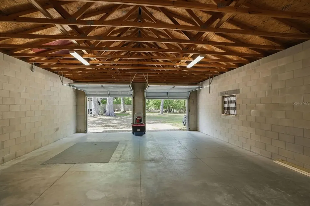 7037 Cr 625 Bushnell FL 33513