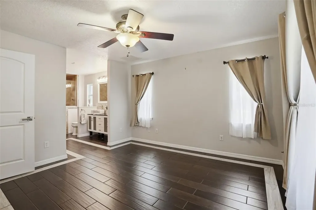 7037 Cr 625 Bushnell FL 33513