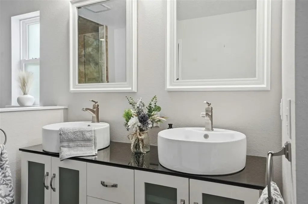 7037 Cr 625 Bushnell FL 33513