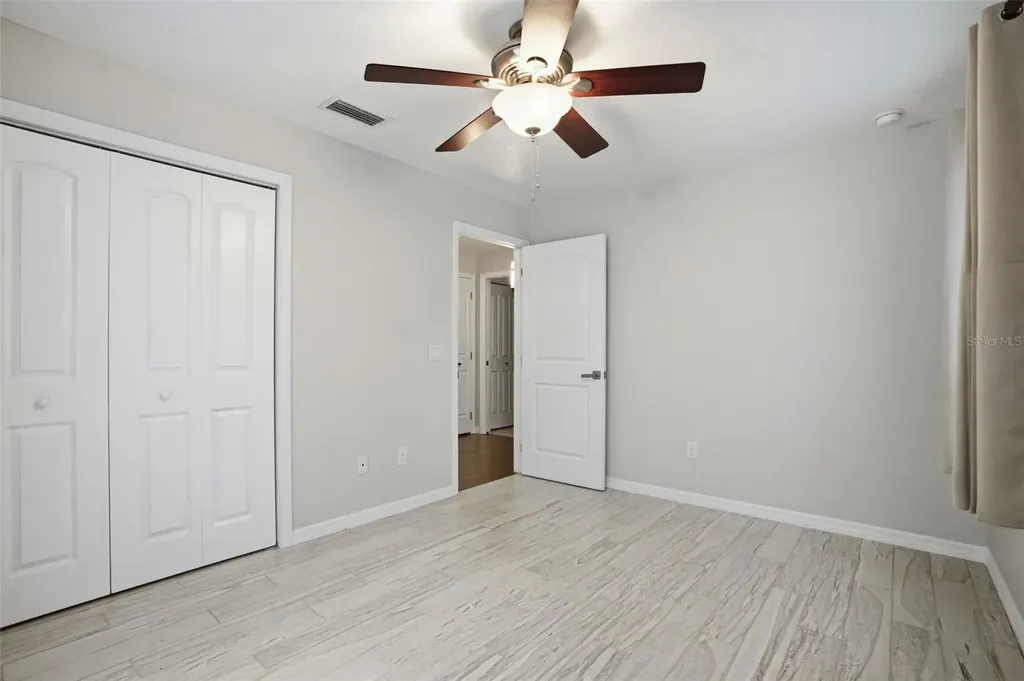 7037 Cr 625 Bushnell FL 33513
