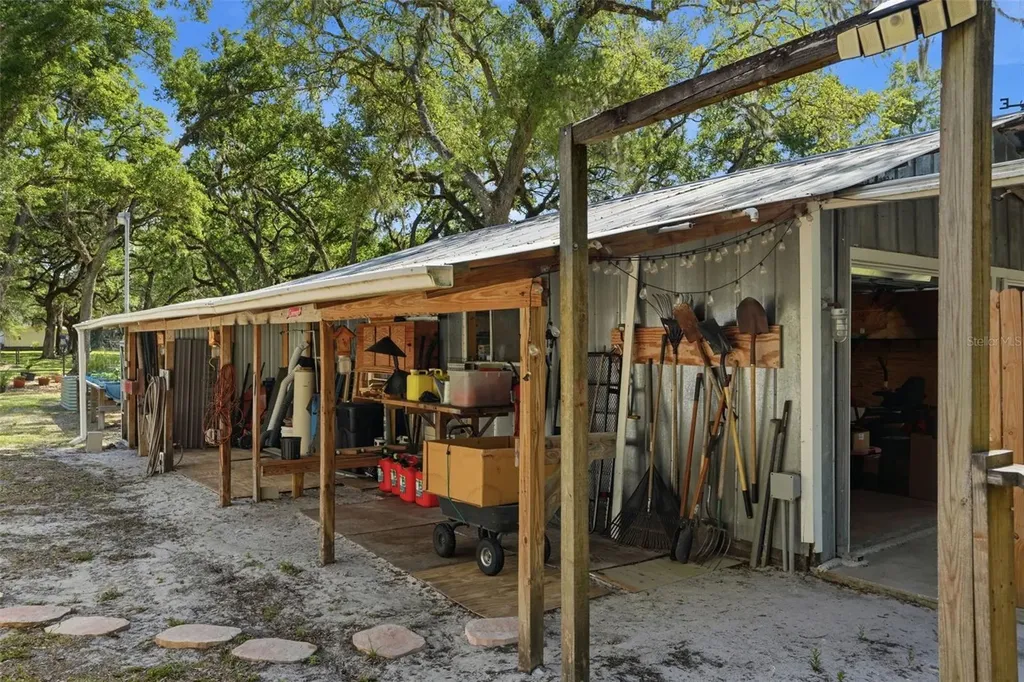 7037 Cr 625 Bushnell FL 33513
