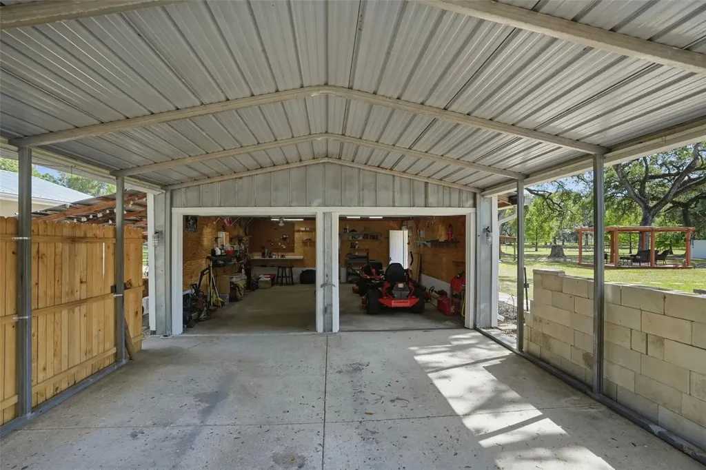 7037 Cr 625 Bushnell FL 33513