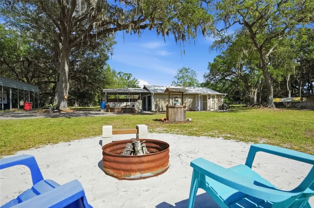 7037 Cr 625 Bushnell FL 33513