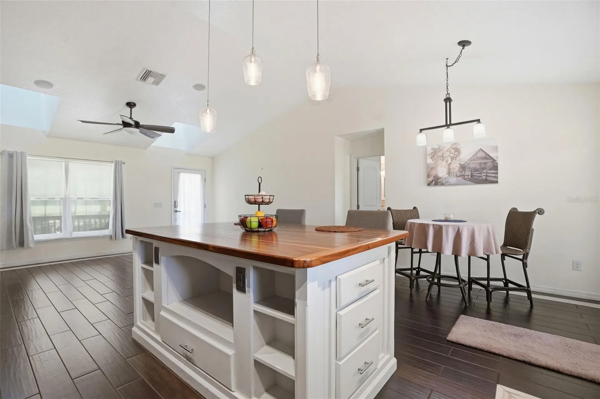 7037 Cr 625 Bushnell FL 33513