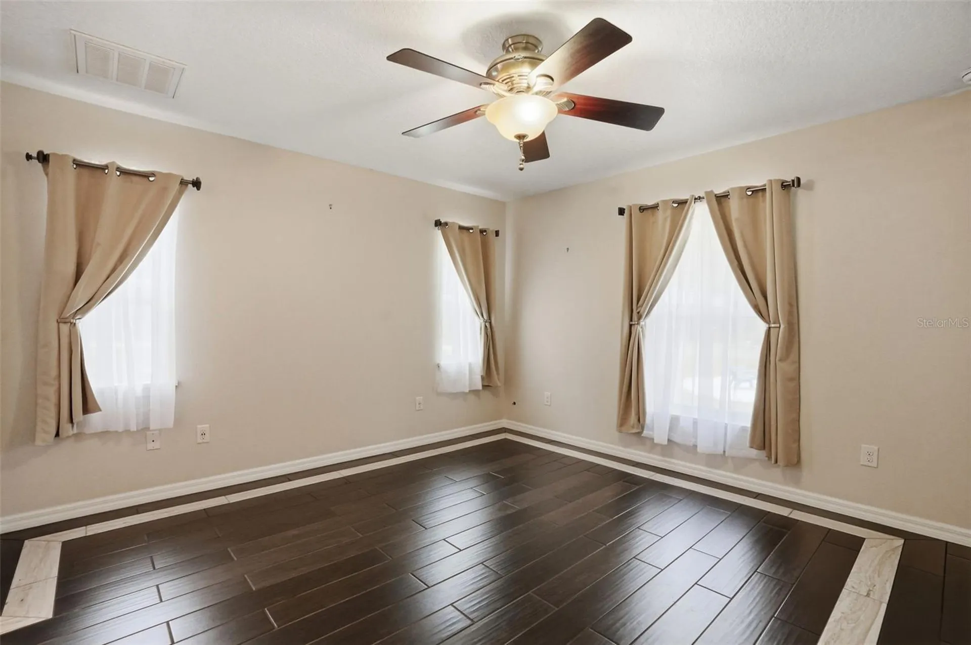 7037 Cr 625 Bushnell FL 33513