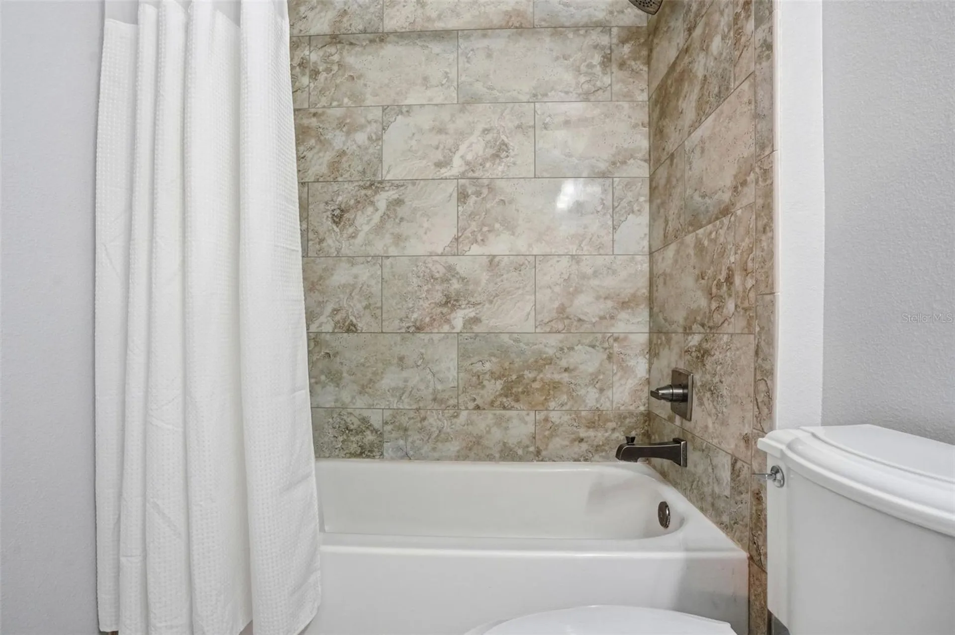 7037 Cr 625 Bushnell FL 33513