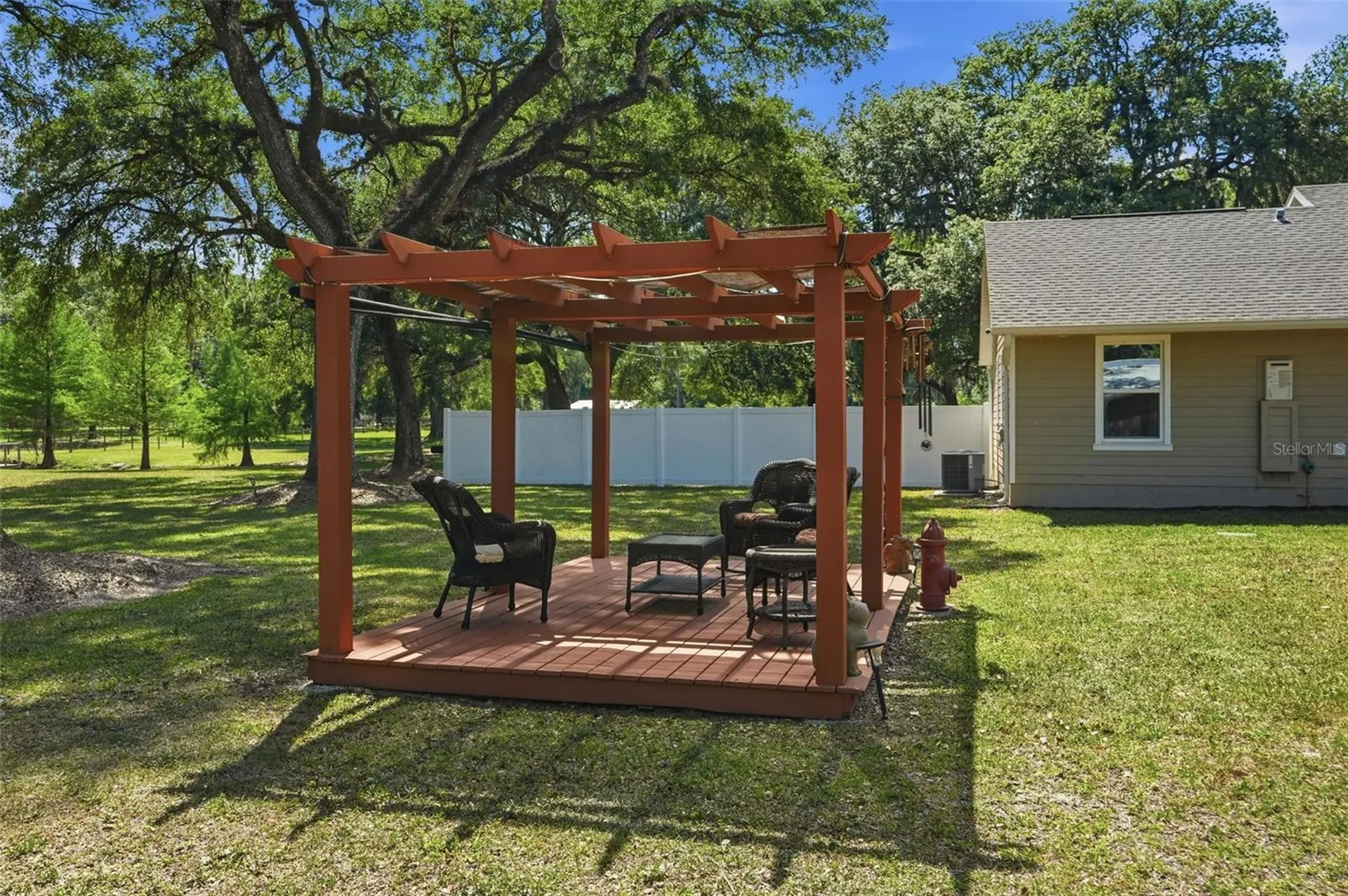 7037 Cr 625 Bushnell FL 33513
