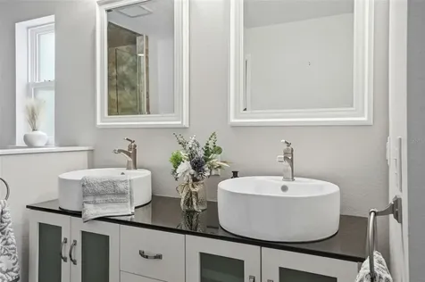 7037 Cr 625 Bushnell FL 33513