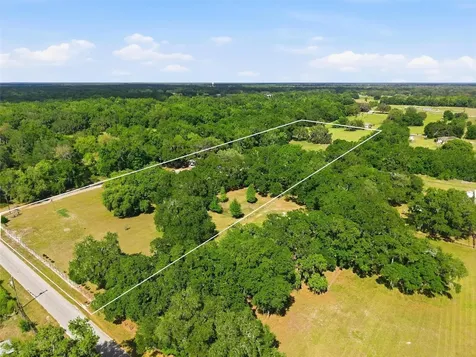 7037 Cr 625 Bushnell FL 33513