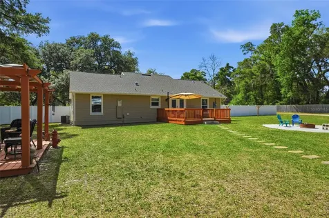 7037 Cr 625 Bushnell FL 33513