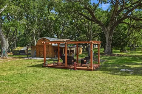 7037 Cr 625 Bushnell FL 33513