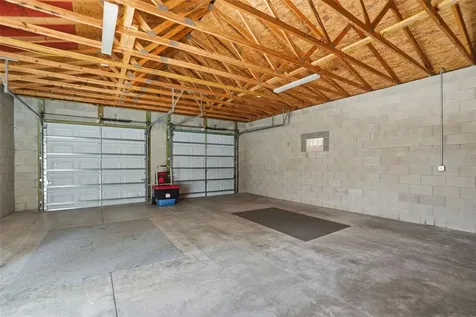 7037 Cr 625 Bushnell FL 33513