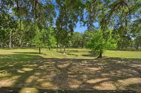 7037 Cr 625 Bushnell FL 33513