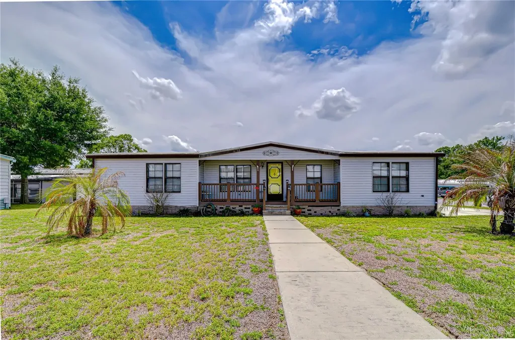 3934 Sarah Drive Wesley Chapel FL 33543