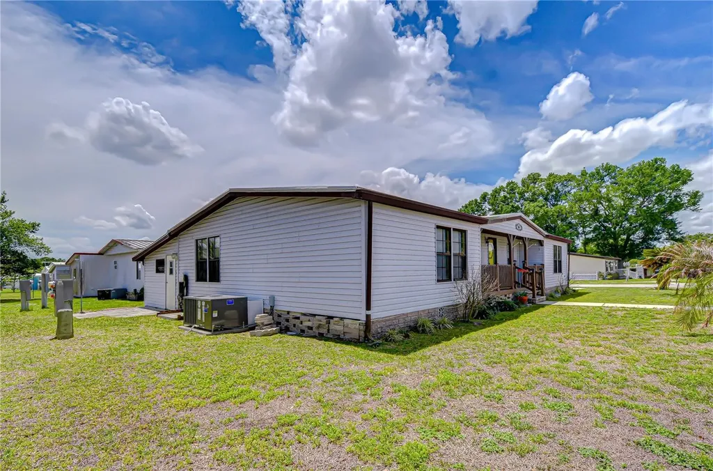 3934 Sarah Drive Wesley Chapel FL 33543
