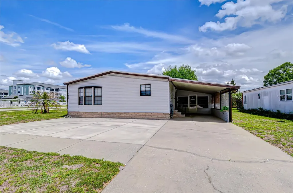 3934 Sarah Drive Wesley Chapel FL 33543