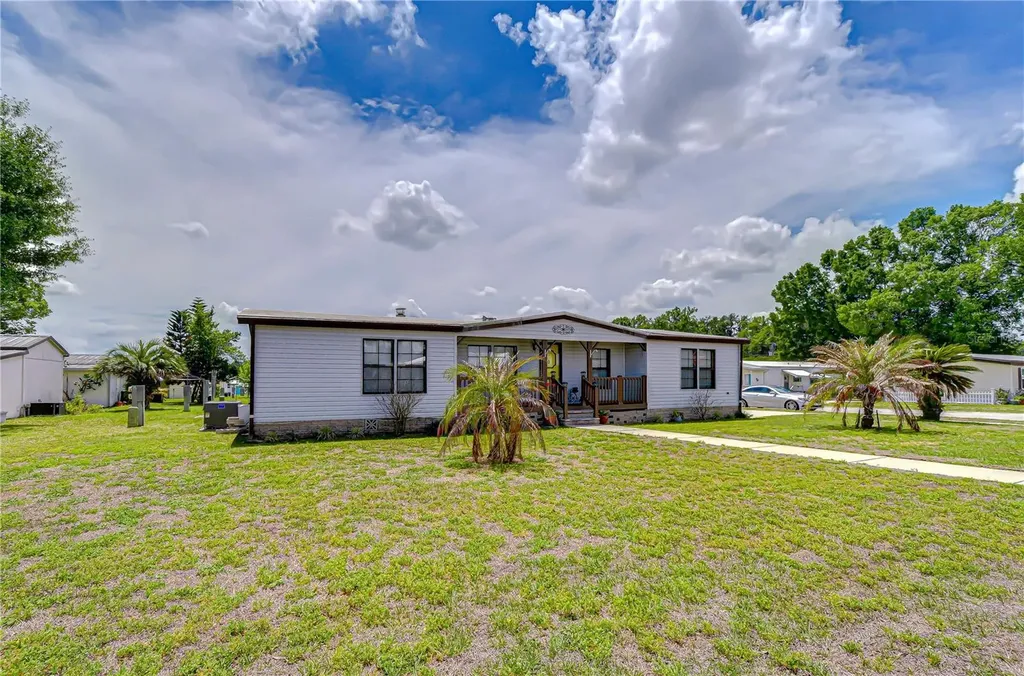 3934 Sarah Drive Wesley Chapel FL 33543