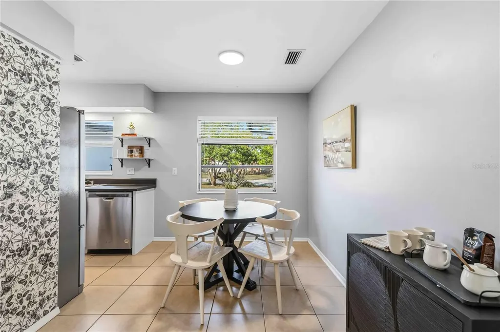 530 Saint Andrews Drive Sarasota FL 34243