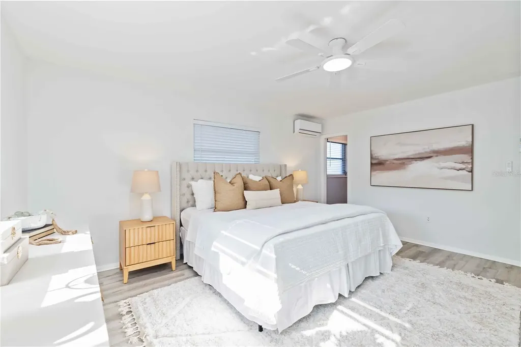 530 Saint Andrews Drive Sarasota FL 34243
