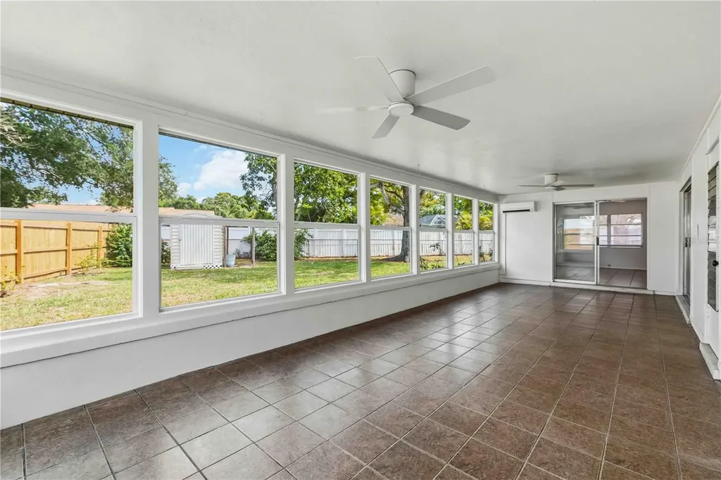 530 Saint Andrews Drive Sarasota FL 34243