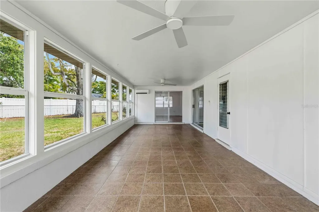 530 Saint Andrews Drive Sarasota FL 34243