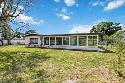 530 Saint Andrews Drive Sarasota FL 34243