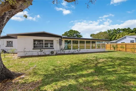 530 Saint Andrews Drive Sarasota FL 34243