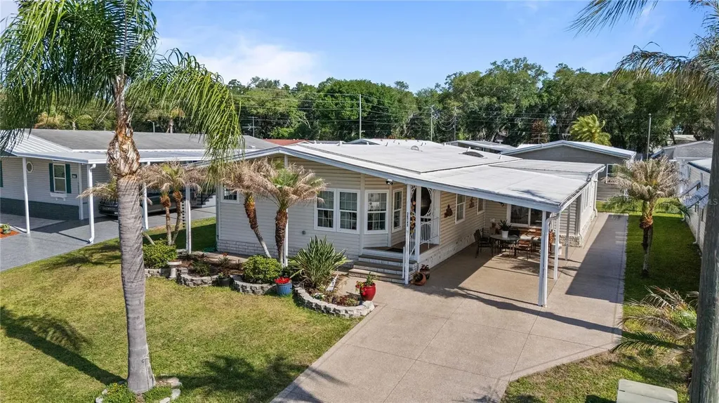 36743 Kiowa Avenue Zephyrhills FL 33542