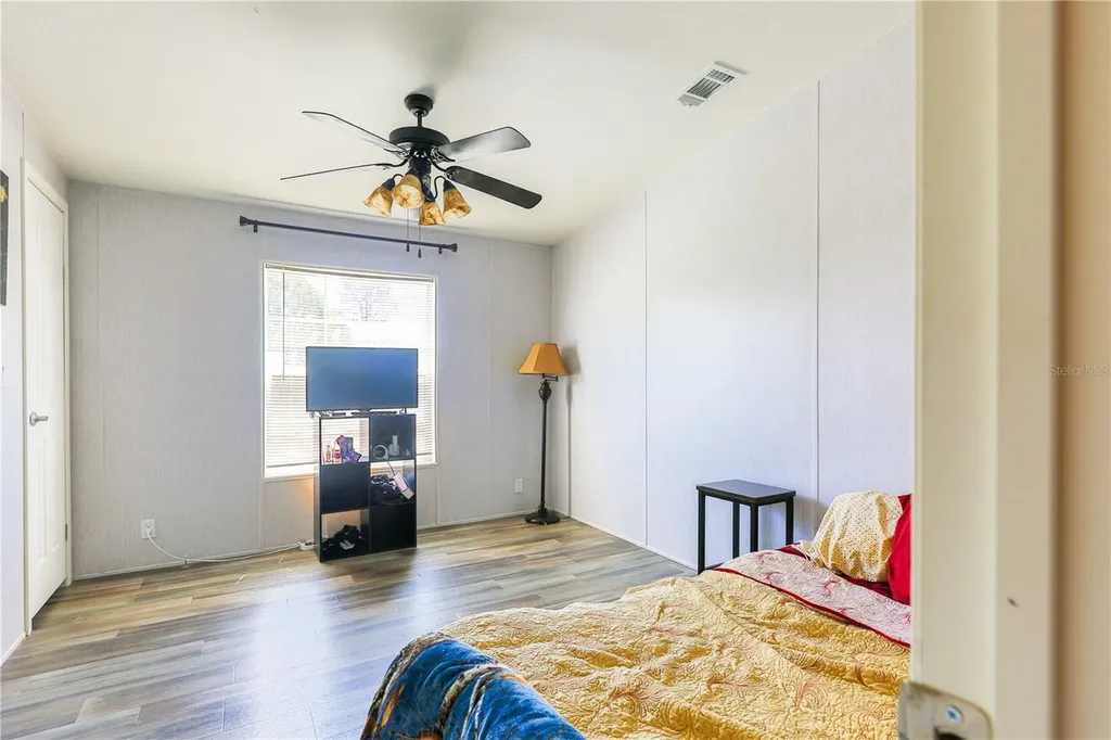 209 Ellsworth Drive Kissimmee FL 34758