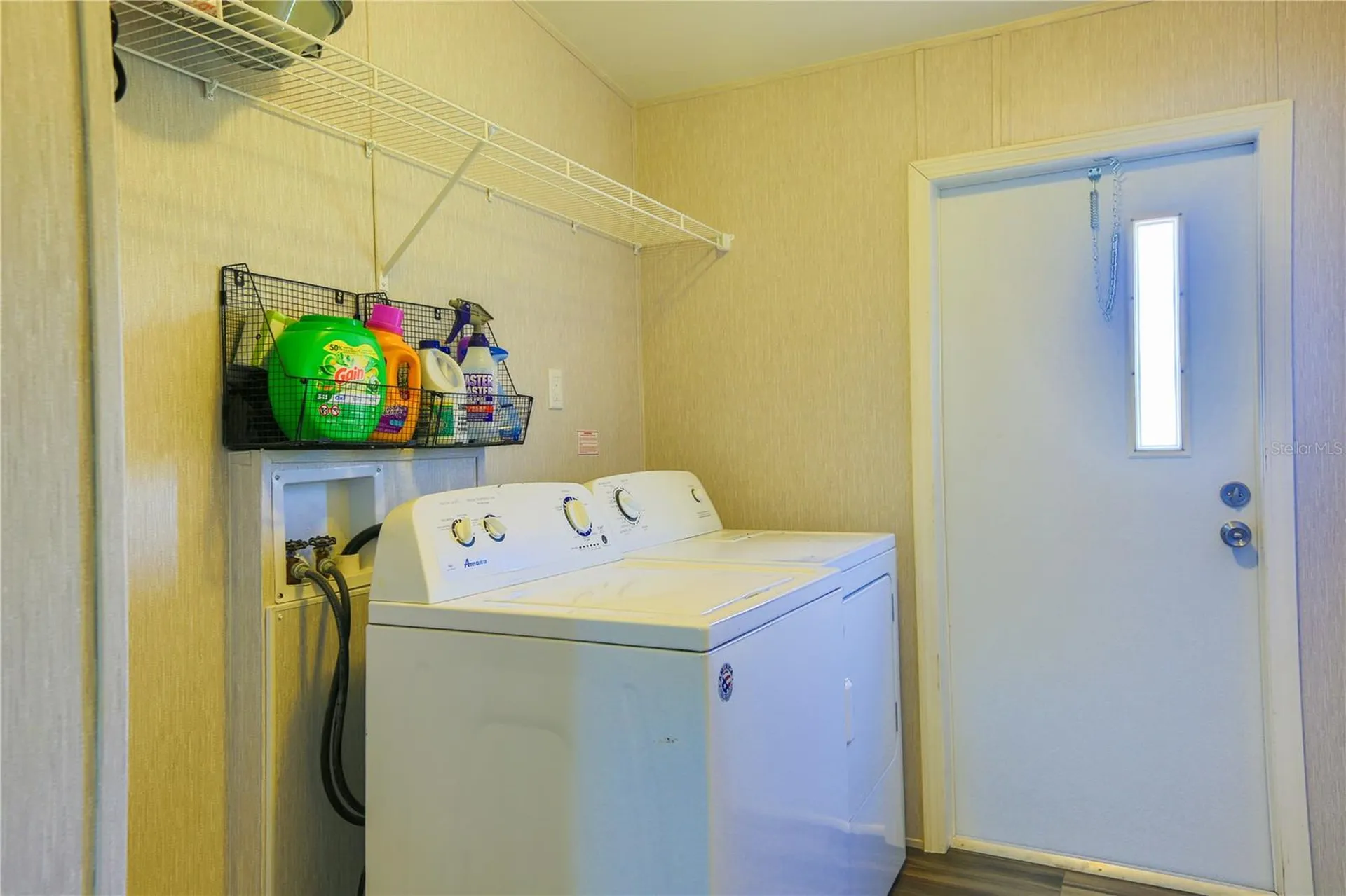 209 Ellsworth Drive Kissimmee FL 34758